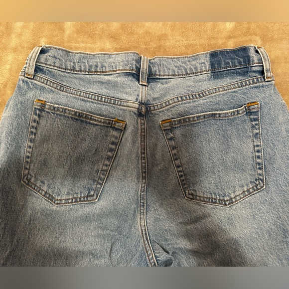 Abercrombie & Fitch Baggy Low Rise Curve Love Jean - Picture 5 of 5